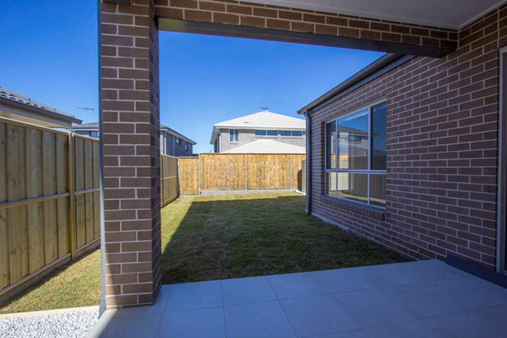 77 Travers Street, Moorebank