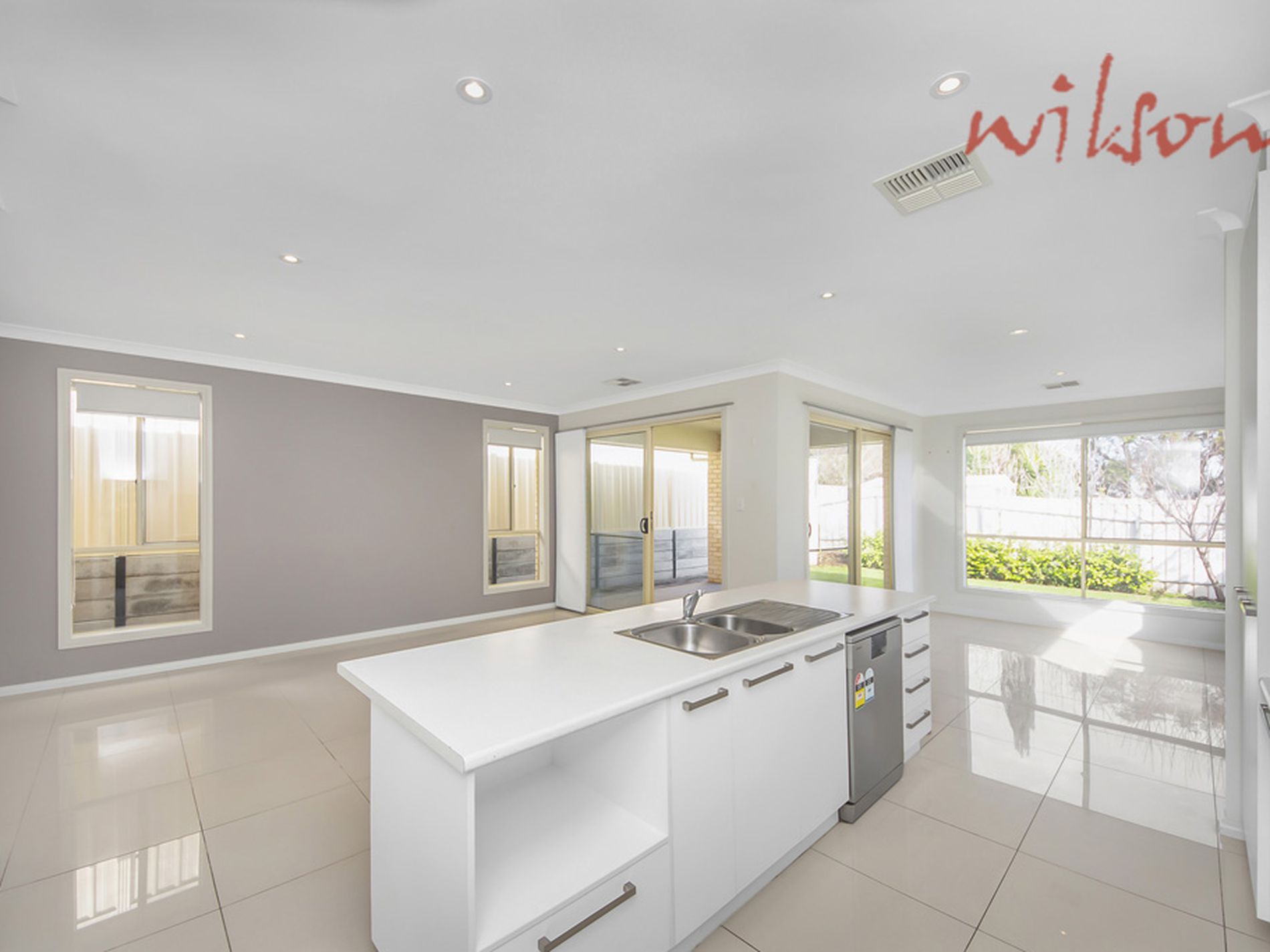 8 Torquay Road, Sturt