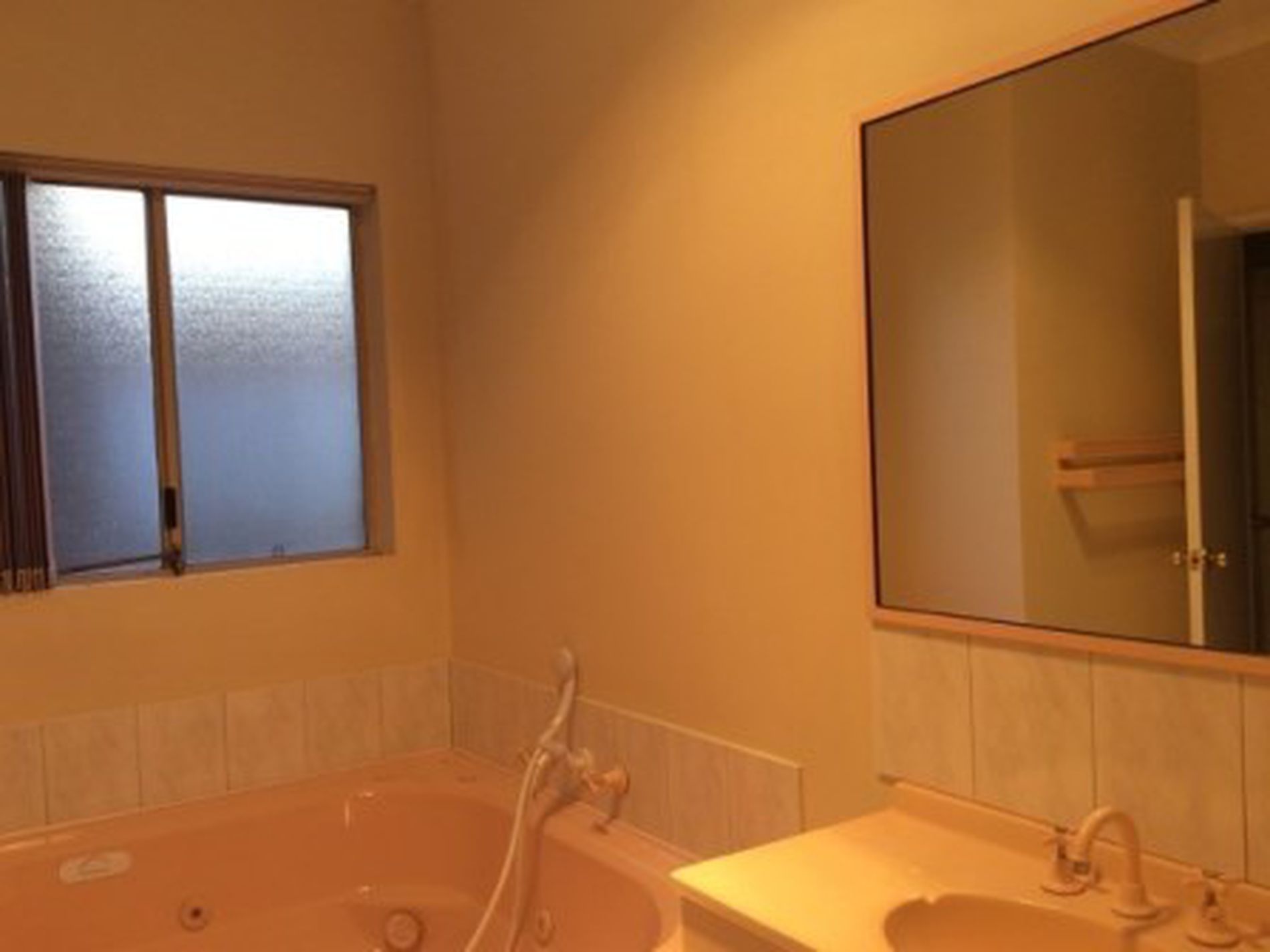 4B Siberia Close, Hannans