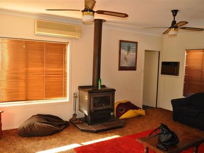 19 Queen  St, Forbes