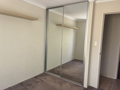 4/9 Collier Avenue, Balcatta