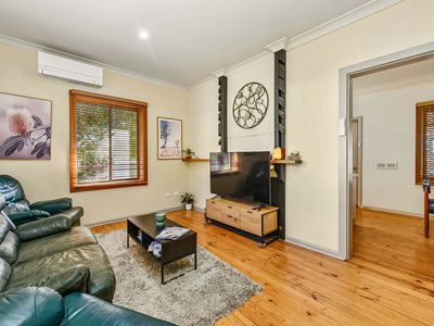 49 Lake Terrace East , Mount Gambier