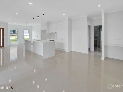 2 / 10 Dray Place, Palmwoods