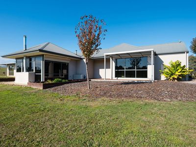 106 KERR ROAD, Thurgoona
