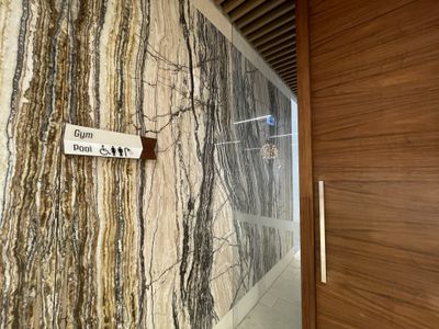 unit 604 / 77 Queens Road, Melbourne
