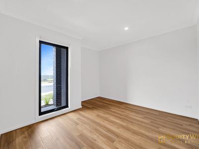 23 Irvington Road, Manor Lakes