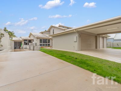 2 Cypress Court, Minyama