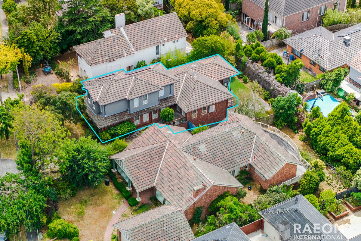 77 Mountain View Road, Balwyn North