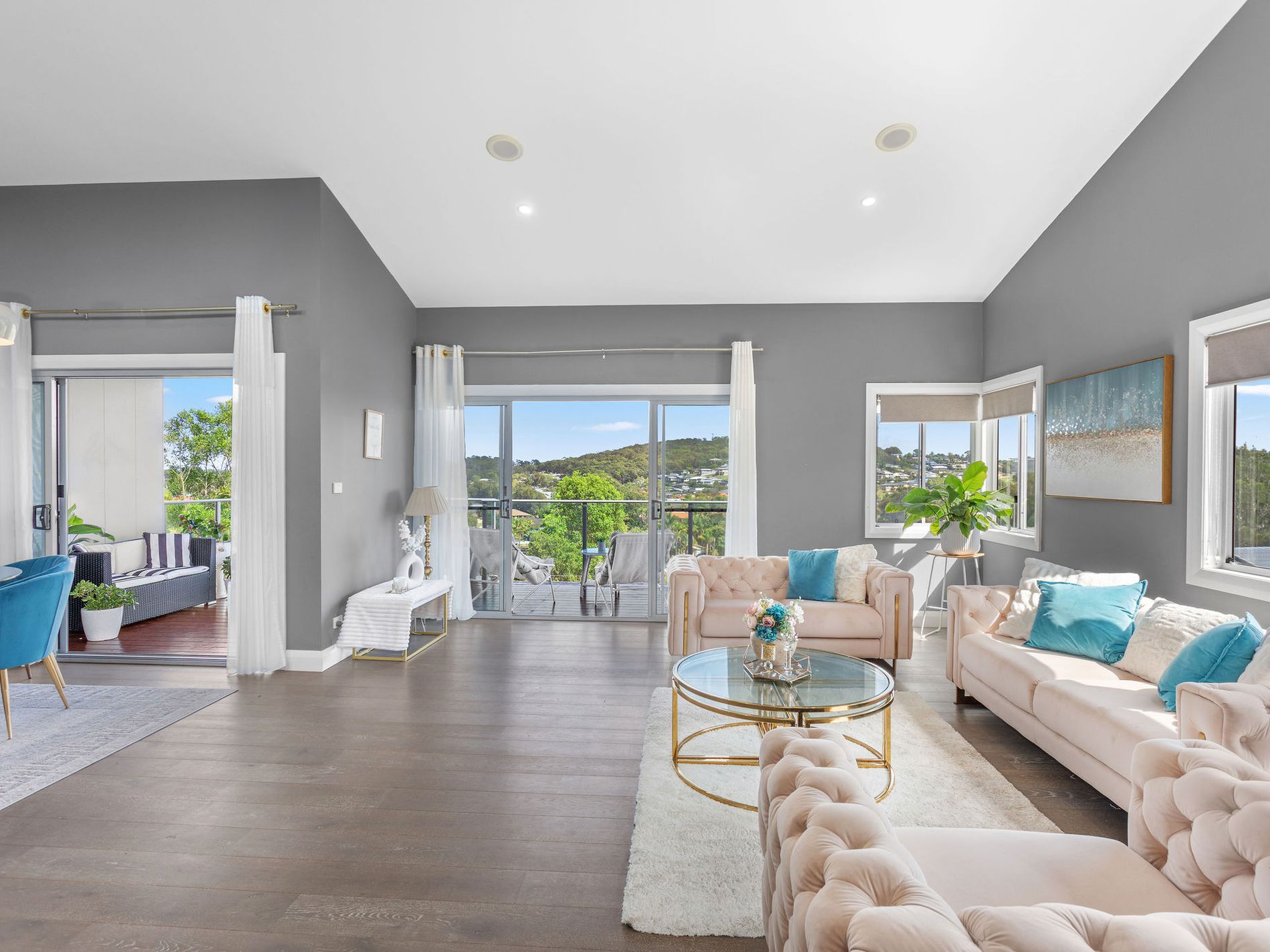 6 Chusan Place, Forster