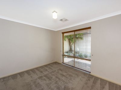 5 / 10 Helmsley Street, Scarborough