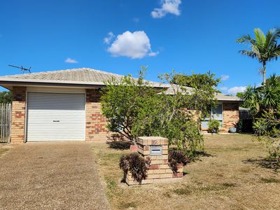 8 Iroquois Court, Brassall