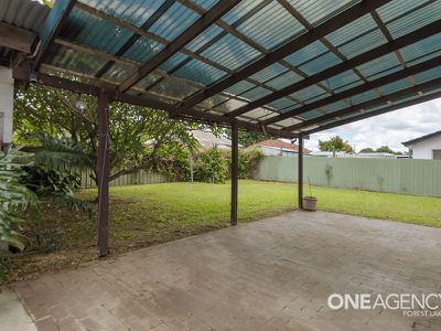 8 Sanderling St, Inala