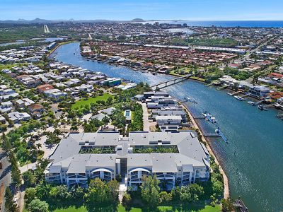 50 / 57 Grand Parade, Kawana Island