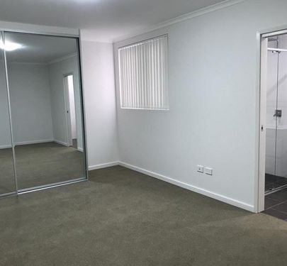 30 42 44 Hoxton Park Road Liverpool Infiniti Realty Group