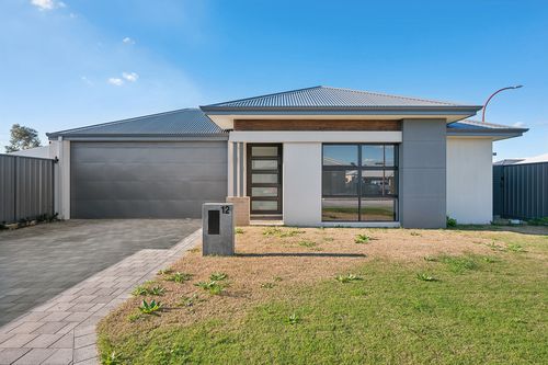 12 Chapman Way, Gosnells