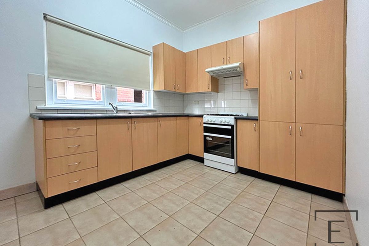 2 / 16A Liverpool Road, Summer Hill