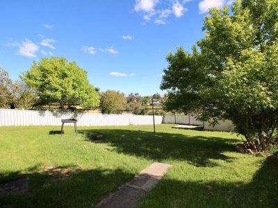 328 Rocket Street, West Bathurst