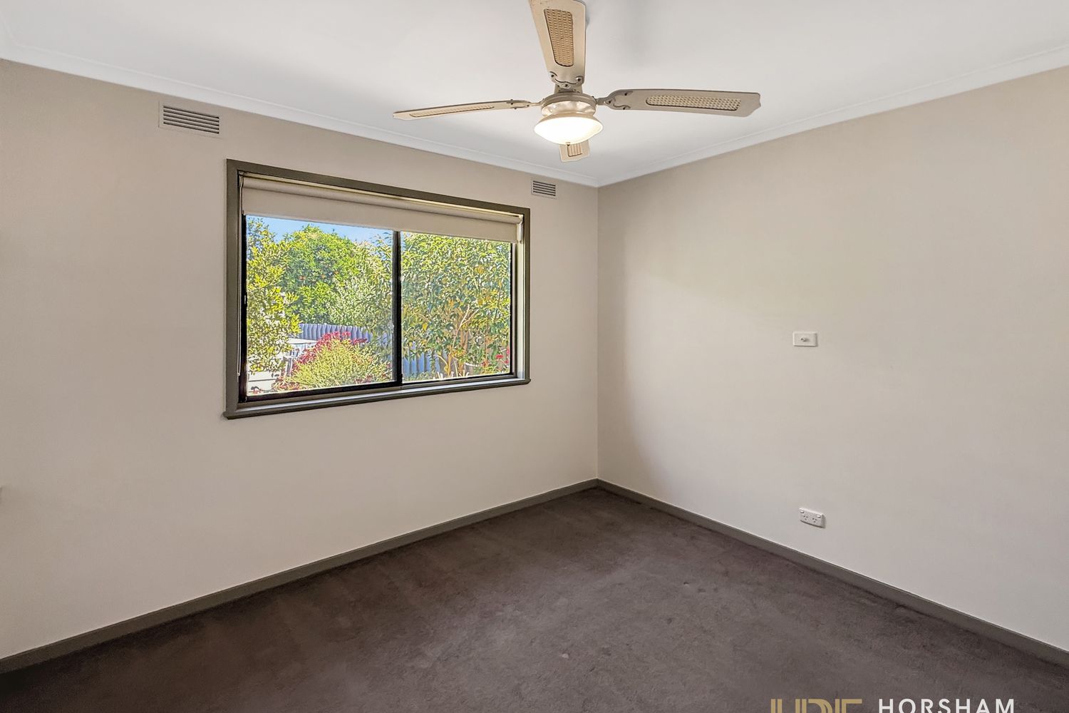 11 Dougherty Street, Horsham