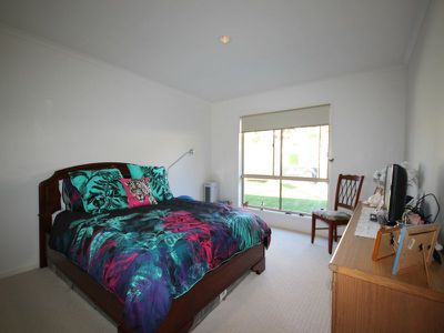 33B The Fairway, Tura Beach