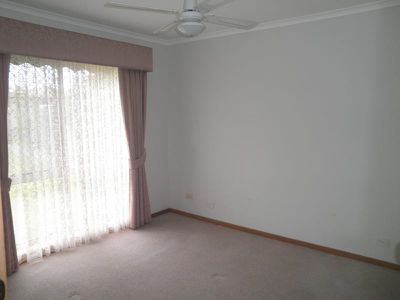 27 Mulholland Crescent, Grovedale