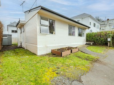 37 Carlyle Street, North East Valley