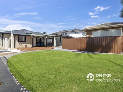 24 Governor Macquarie Drive, Chipping Norton