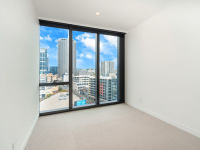 913 / 80 Milligan Street, Perth
