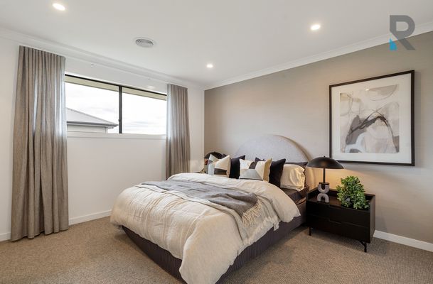 18 Warrnambool Street, Donnybrook