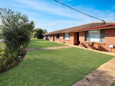 2 / 15 Reakes Avenue, Dubbo