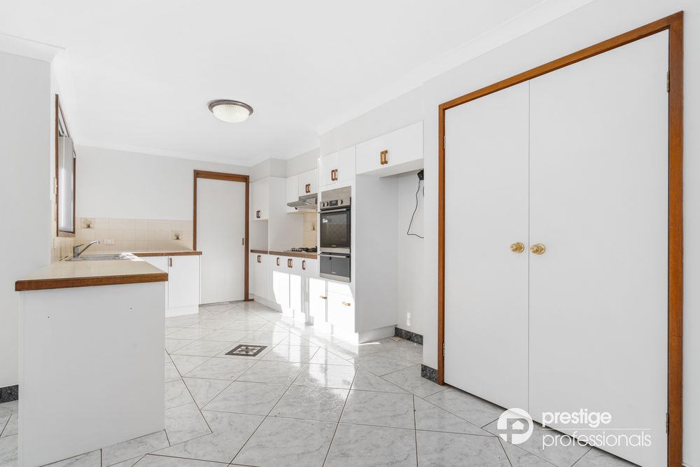 1 Centennial Park Court, Wattle Grove