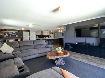 1 Homestead Place , Byford