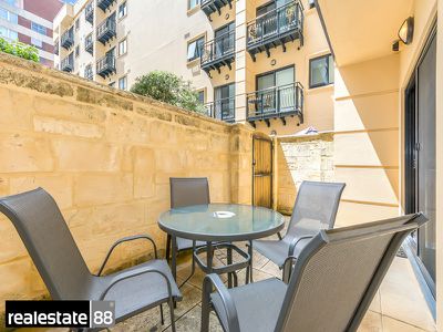 310 / 2 St Georges Terrace, Perth