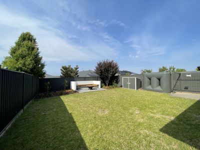 12B Mangrove Crescent, Dubbo