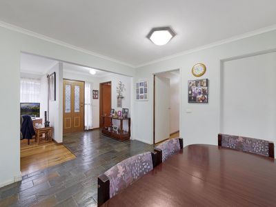 105 Blaxland Drive, Dandenong North