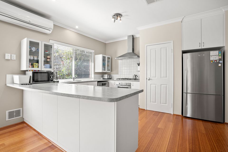 26 Amity Circuit, Shoalwater