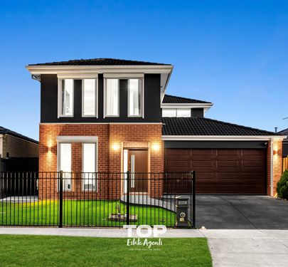 14 Howe Way, Cranbourne East