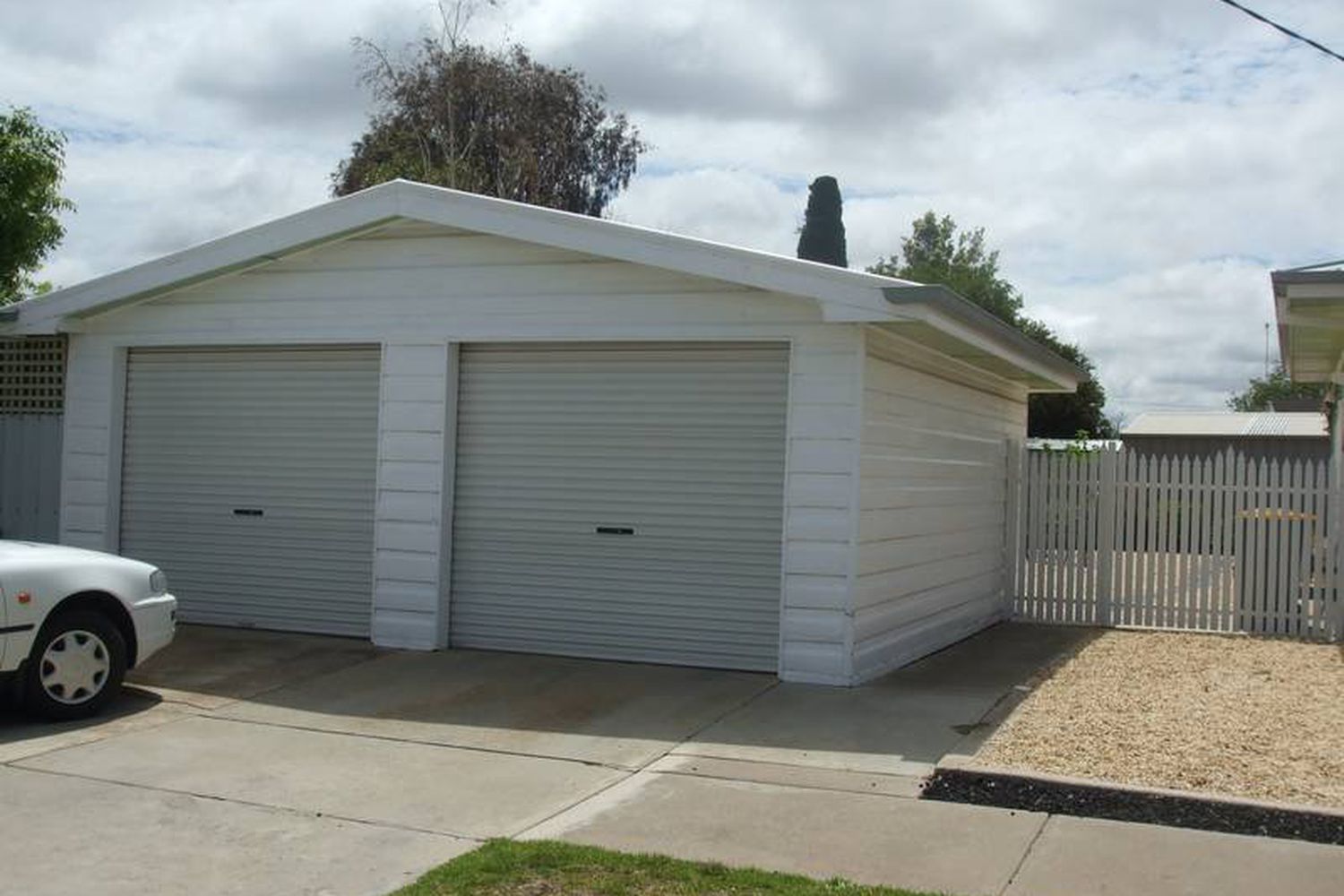 39 Rose Street, Horsham