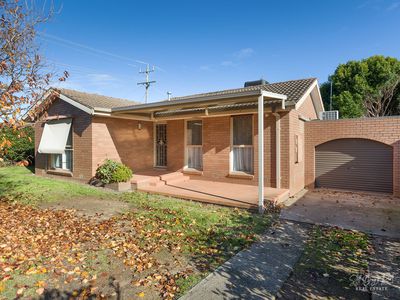 2 / 108 HUONS HILL ROAD, Wodonga