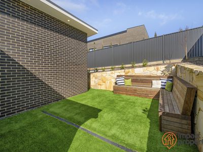 17 Alistair Knox Terrace, Taylor