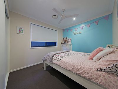 66 Feathertail Place, Wakerley