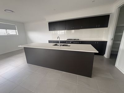 31 Magenta Circuit, Dubbo