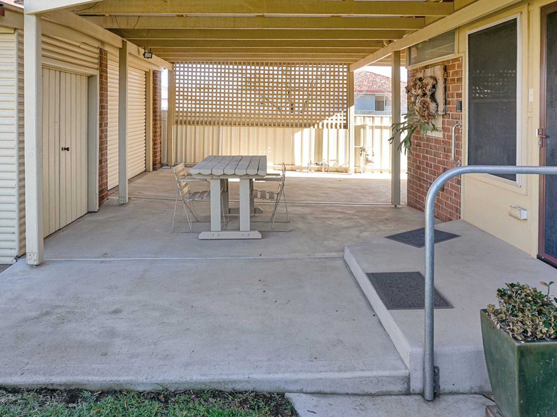 24 Welcome Street, West Wyalong