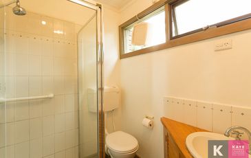 6 Lenne Road, Beaconsfield Upper