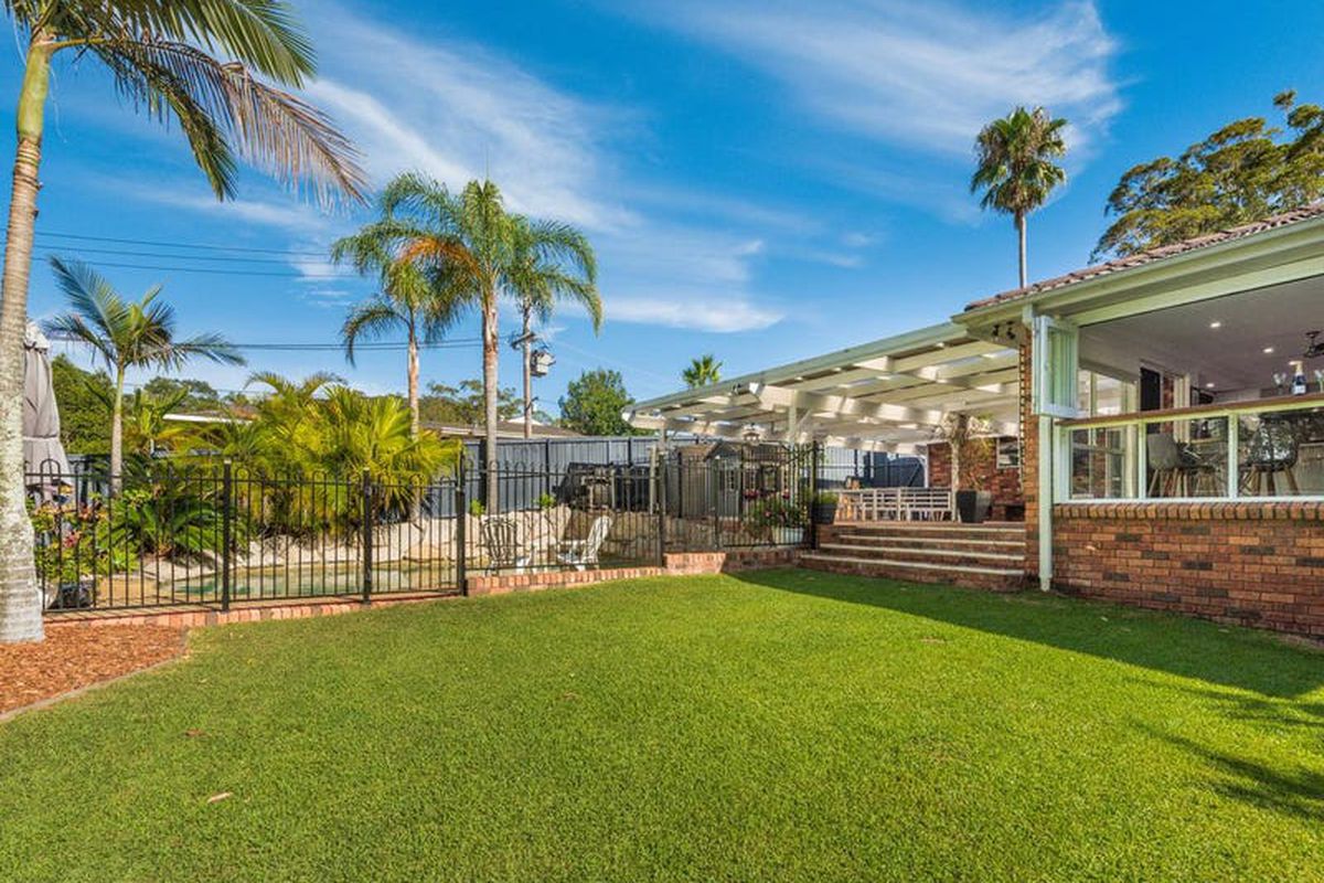 1 Eagle Close, Lisarow