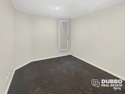 63 Spears Drive, Dubbo