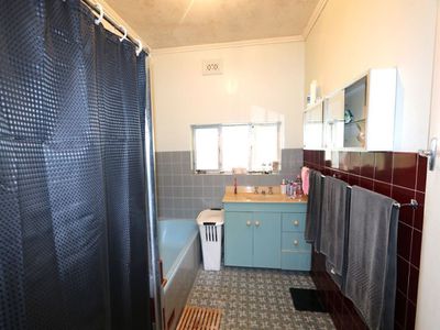 309 McKay Road, Compton