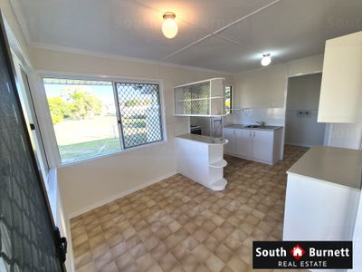 32 HODGE STREET, Kingaroy