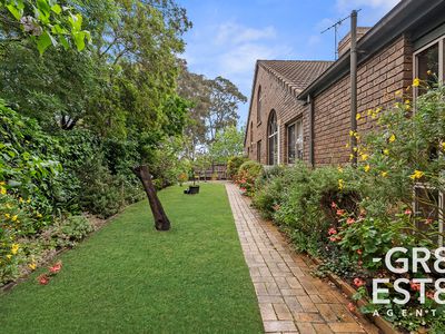 13 The Glade, Dandenong