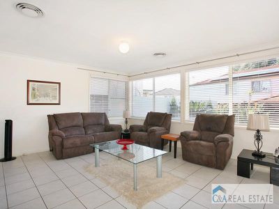 4 Bud Greenspan Cct, Lidcombe
