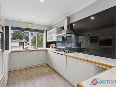 49 Arlunya Avenue, Belmont